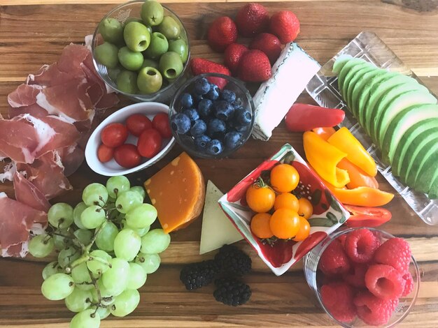 Foto frutta sulla tavola