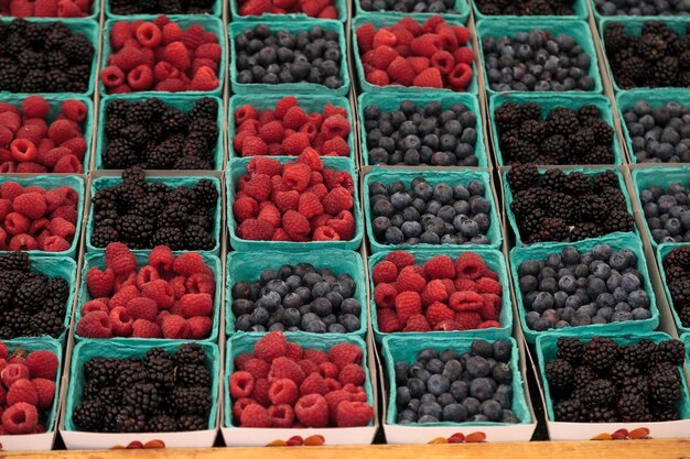 Полный кадр ягод для продажи на рынке