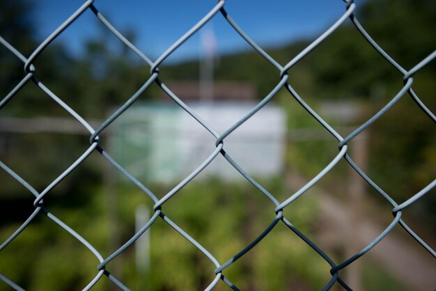 Foto immagine completa della recinzione a catena contro un cielo limpido