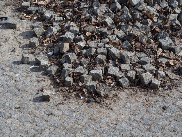 Photo full frame shot of cobblestones on street