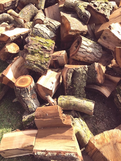 Foto immagine completa di legna da ardere