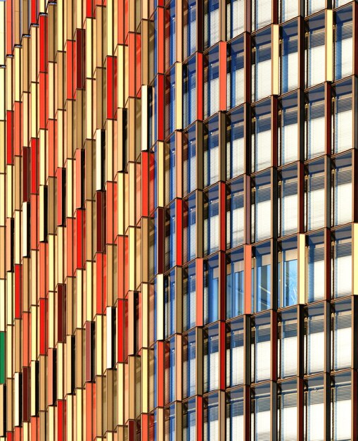 Foto immagine completa di un edificio moderno
