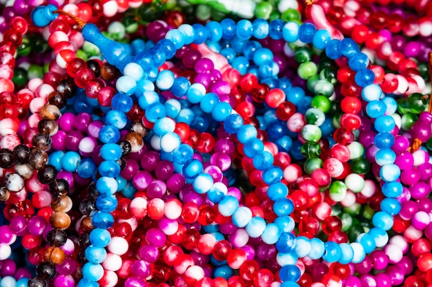 Photo full frame shot of multi colored beads