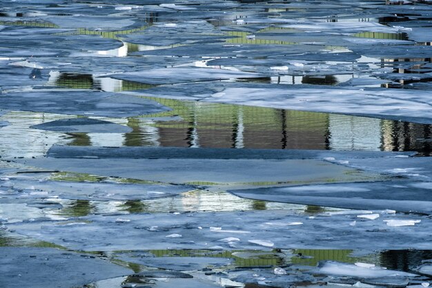 写真 凍った湖のフルフレームショット
