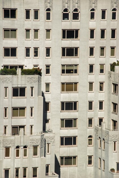 Фото Полный кадр современного здания