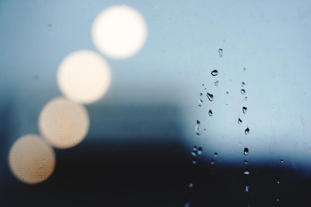 Photo full frame shot of raindrops on glass