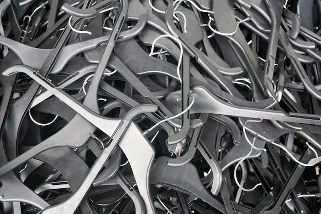 Photo full frame shot of silver coathangers