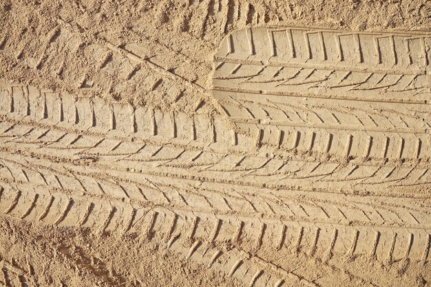 Photo full frame shot of tire track