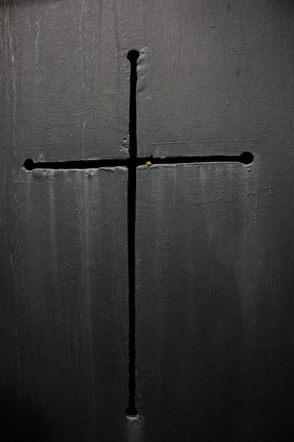 Foto fotografia completa della parete con la croce