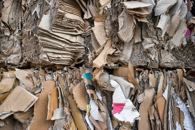 Photo full frame shot of waste cardboard