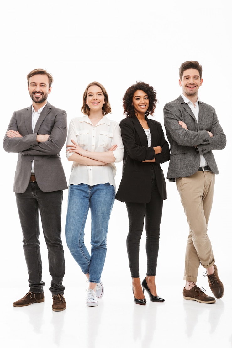 Photo full length portrait of a group of multiracial business people