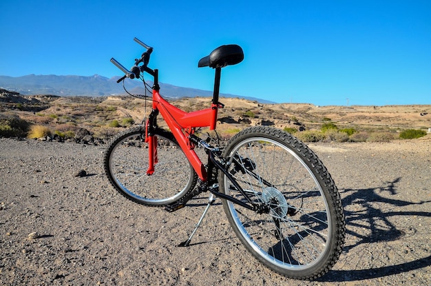 Full suspension mountain bike