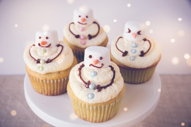 Fun homemade melting snowman cupcakes for kids