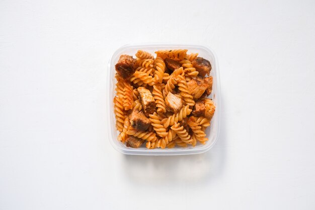 Fusilli pasta met bolognese tomatensaus