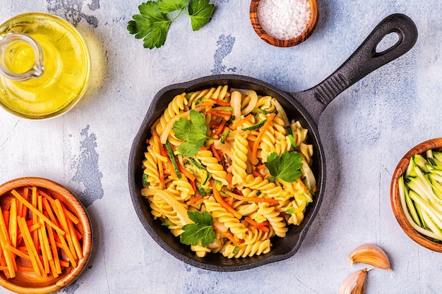 Fusilli pasta with fresh vegetables