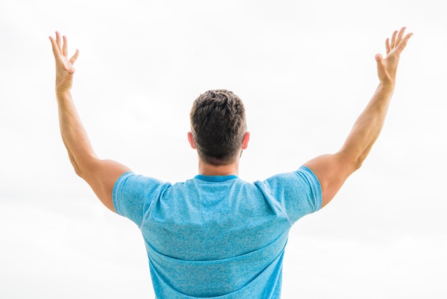 Foto opportunità futura leadership e competizione concetto futuro guardando avanti nel futuro forte sensazione di corpo muscoloso vista posteriore potente atleta di successo vittoria e successo vincitore del campione