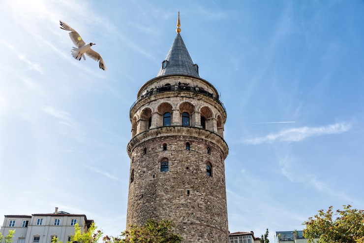 Photo galata tower in the blue sky of istanbul