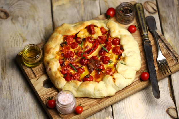 Galette with cherry tomatoes and cheese