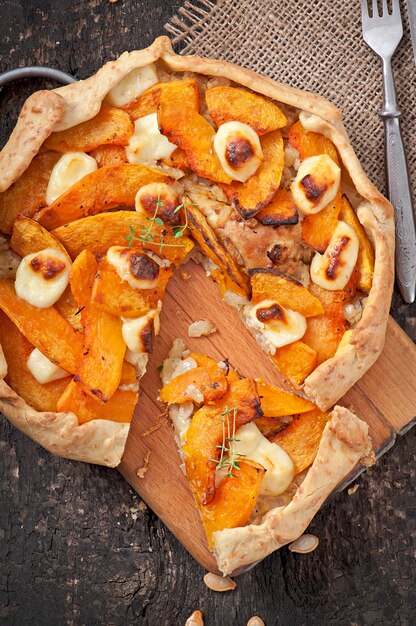 Photo galette with leeks, pumpkin and feta