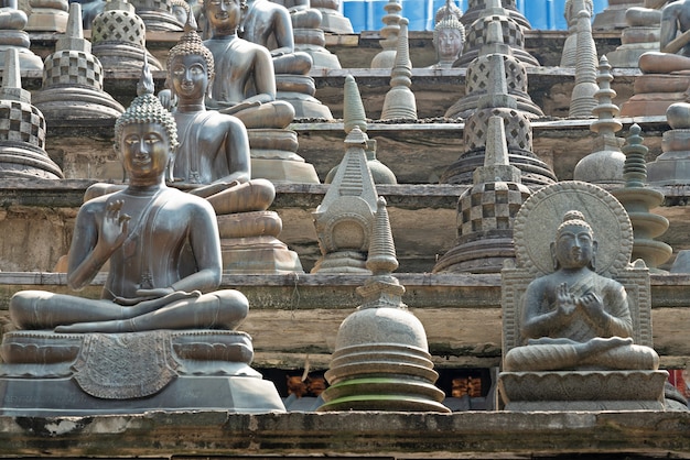 Photo gangaramaya buddhist temple architecture