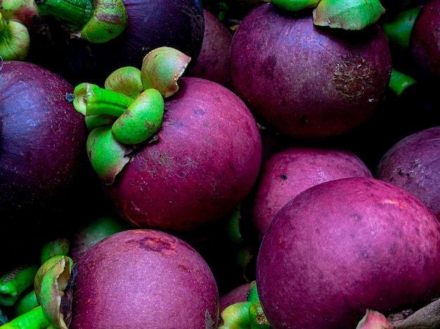 Garcinia mangostana of mangosteenvrucht, mangosteenvrucht heeft een zoete smaak en een mooie paarse kleur