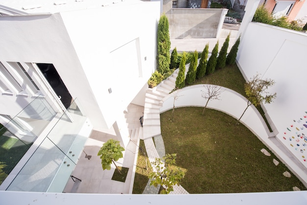 Garden in front of modern house