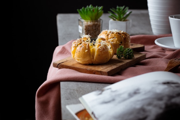 Garlic Cheese Bread Yugjjog Maneulppang is Korean Popular Street Food served on the table