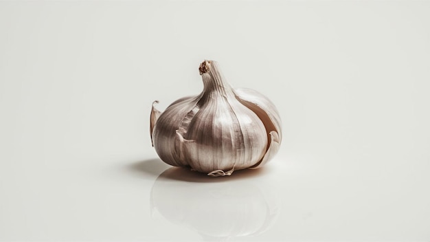 a garlic that is white