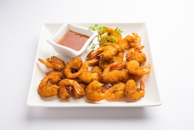 Garnalenbeignets of garnaal bajji of jheenga pakodaãƒâƒã‚â‚ãƒâ‚ã‚â of kolambi of zinga pakora, indiaas snackvoedsel