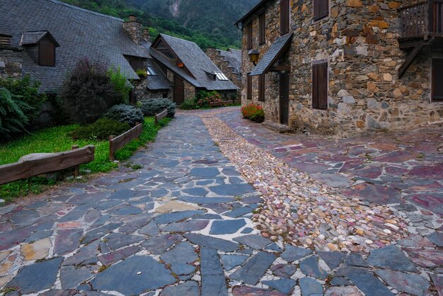 Photo garos town the aran valley spain