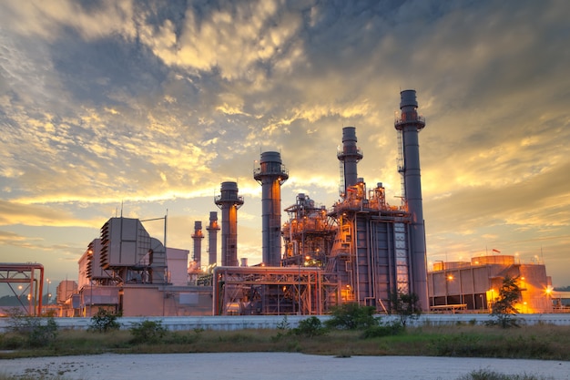 Photo gas turbine electrical power plant during sunset