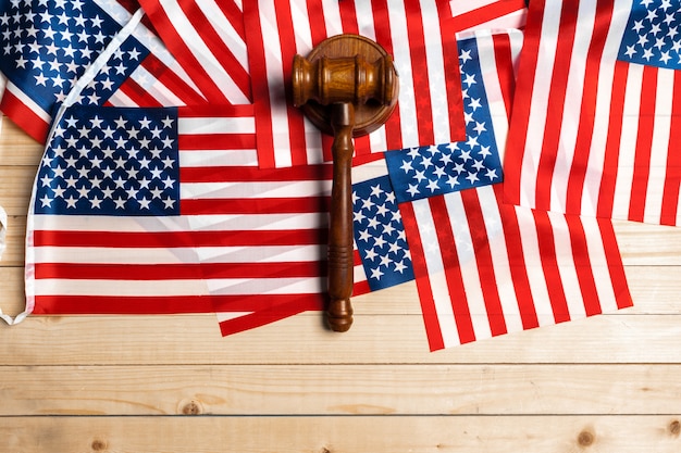 Photo gavel and usa flag