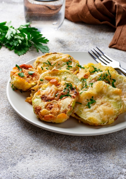 Gebakken Courgetteplakken Met Peterselie