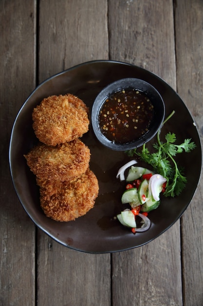 Gebakken garnalen gehaktbal Thais eten