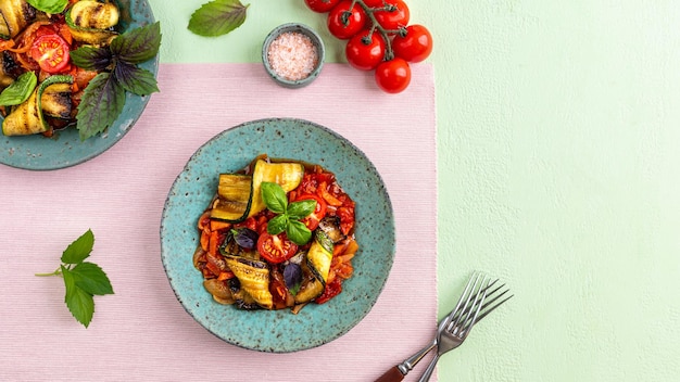 Gebakken Groenten Courgette wortel ui knoflook en tomaten