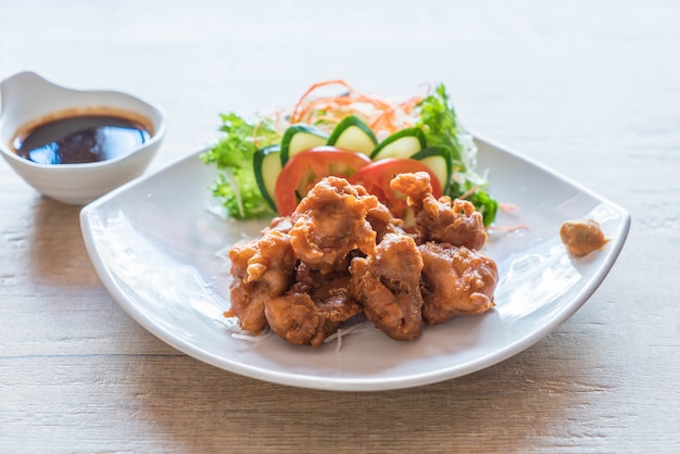 gebakken kip met tonkatsu saus