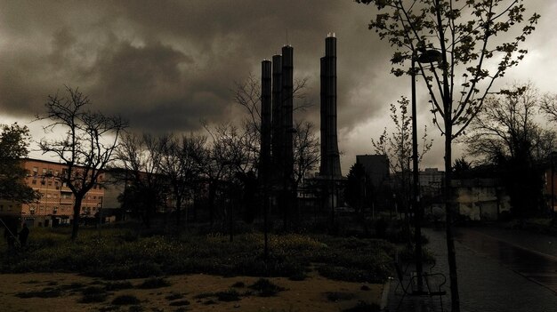 Foto gebouwd bouwwerk tegen bewolkte lucht