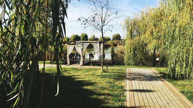 Foto gebouwde structuur in het park