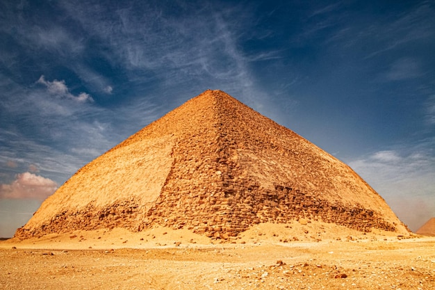 Gebroken piramide in Dakhshur