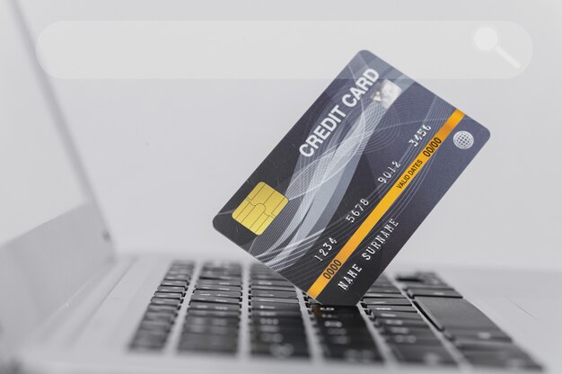 Gebruik creditcard bij het zoeken naar informatie bij het handelen