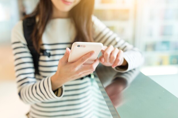 Gebruik van de mobiele telefoon door vrouwen