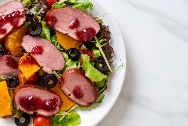 Gegrilde eendenborstsalade