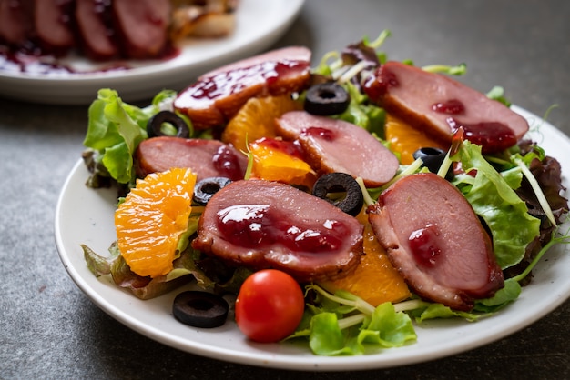 gegrilde eendenborstsalade