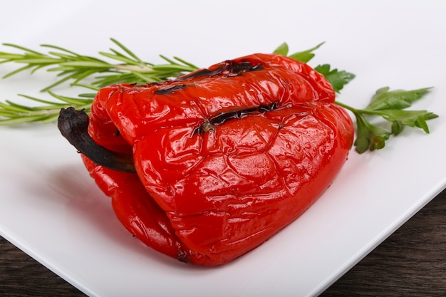 Foto gegrilde rode paprika