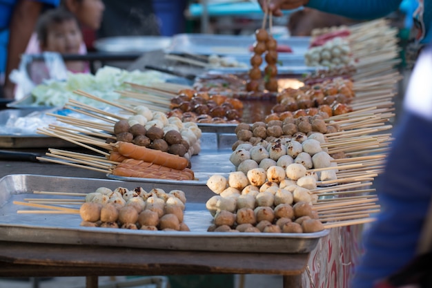 Gegrilde vleesbal, Thailand straatvoedsel