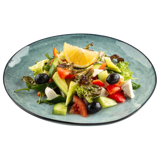 Geïsoleerde portie verse Griekse salade