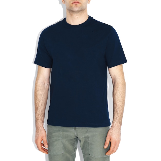 Geïsoleerde zwarte tshirt model vooraanzicht