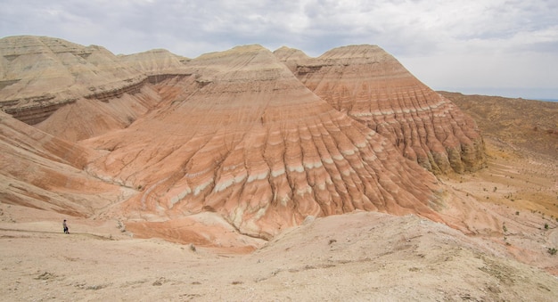 gekleurde heuvels bergen van Genghis Khan Kazachstan