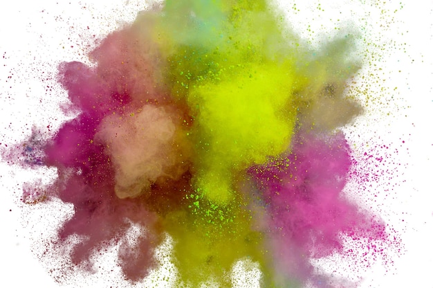 Foto gekleurde poederexplosie op witte achtergrond. abstract close-upstof op achtergrond. kleurrijk exploderen. verf holi