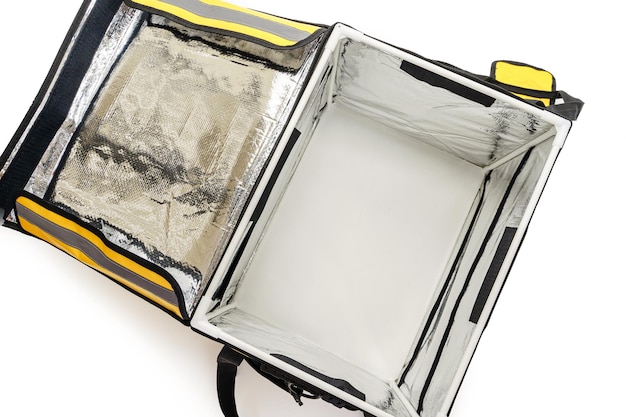 Gele thermische tas voor levering geïsoleerd op een witte achtergrond